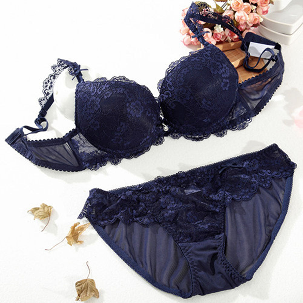 Women's Lace Panties/Padded Bra Set - fittedfortheoccasion