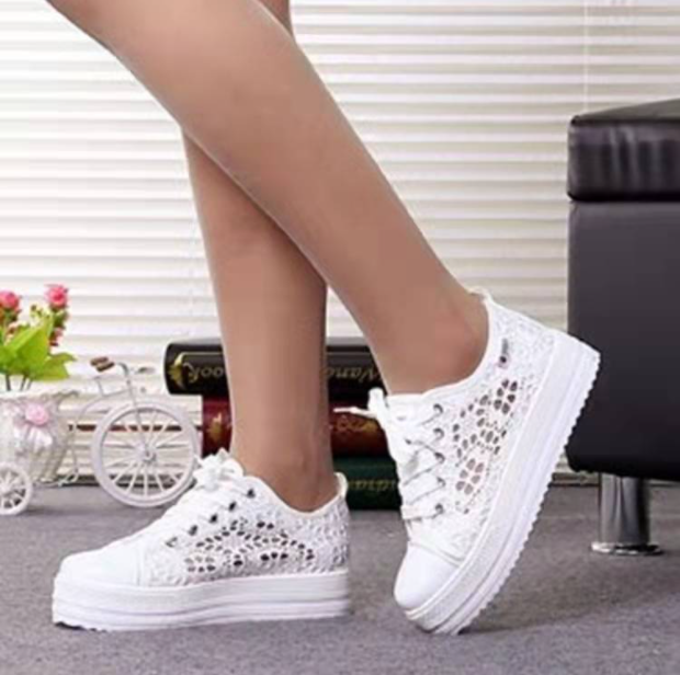 Women's Canvas Sneakers - fittedfortheoccasion